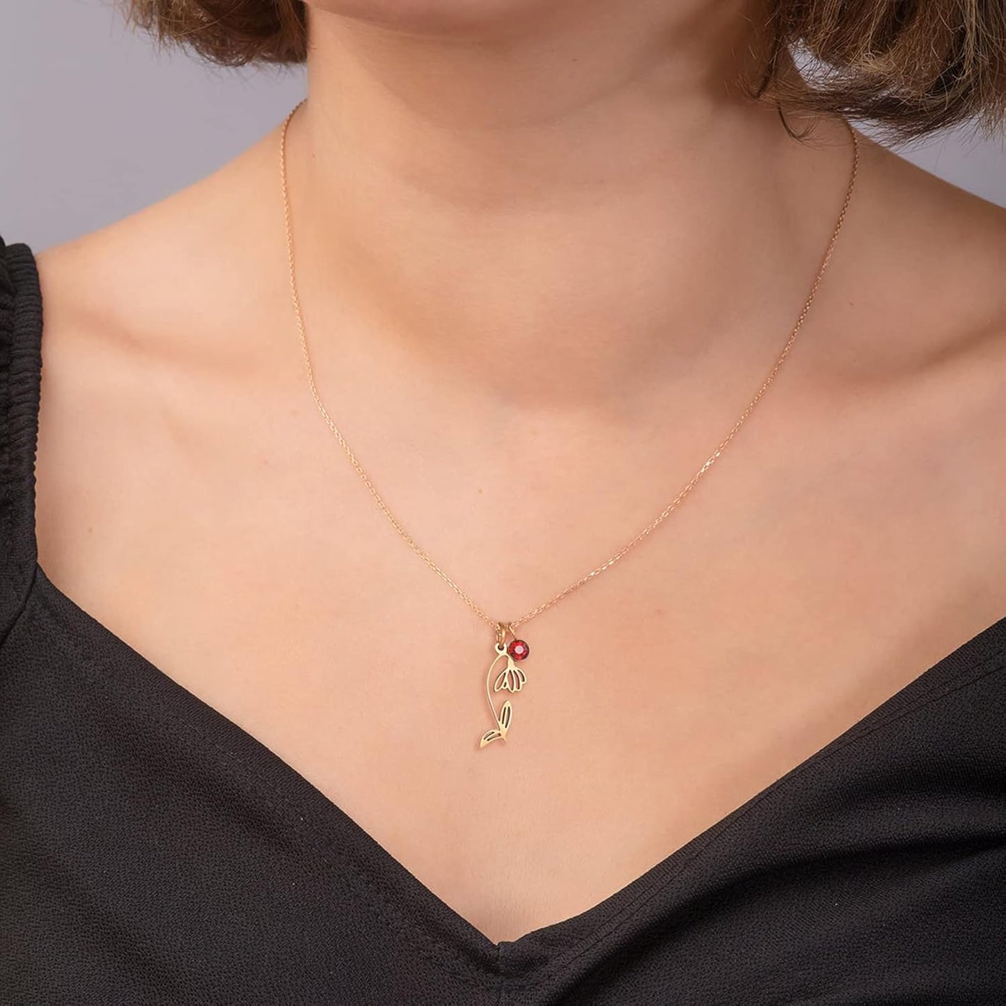 Birth Flower Necklaces Birthday Gifts for Women | 14K Gold Plated Birth Month Floral Birthstone Pendant Necklaces Wildflower Flowered Jewelry Gifts for Mom Friends
